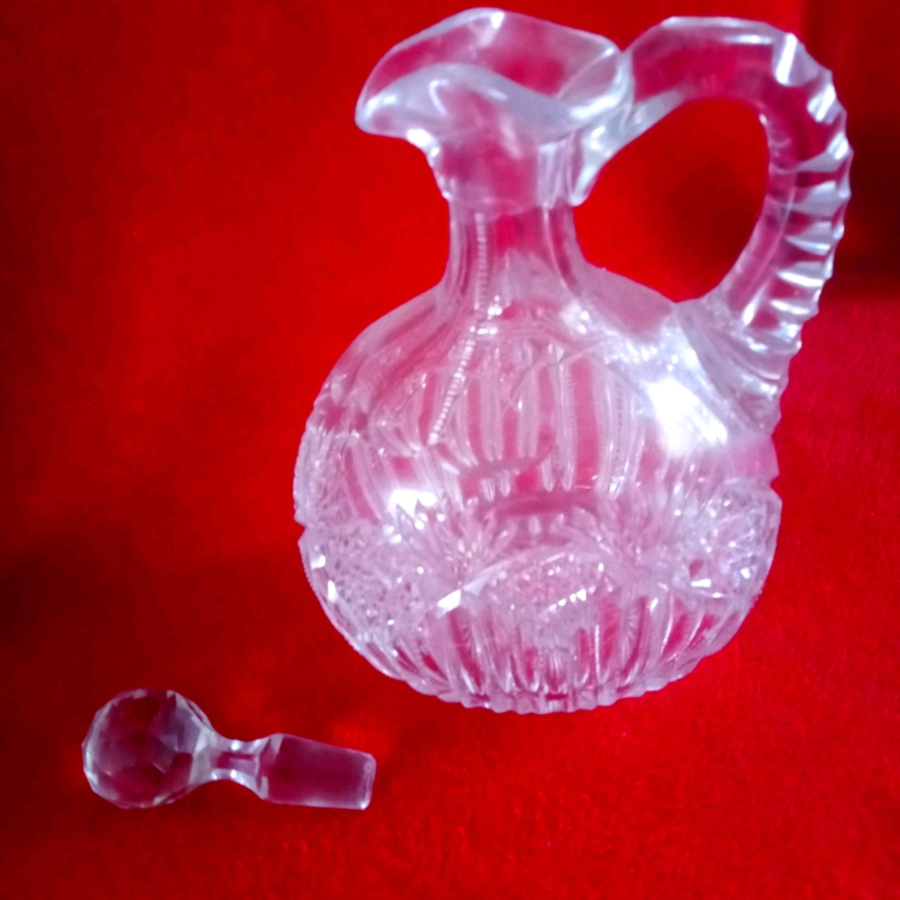 glass pitcher and stopper
